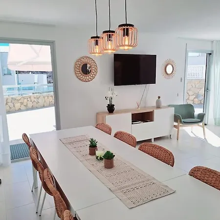 Malibu Mogan Secret Pool - Piscina Privada Y Climatizada - Exclusive Heated Pool * La Playa de Tauro