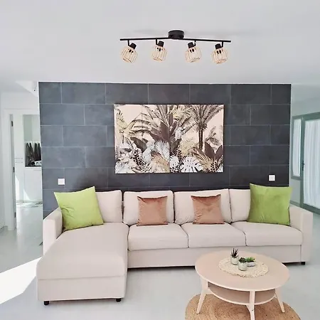 Malibu Mogan Secret Pool - Piscina Privada Y Climatizada - Exclusive Heated Pool * La Playa de Tauro